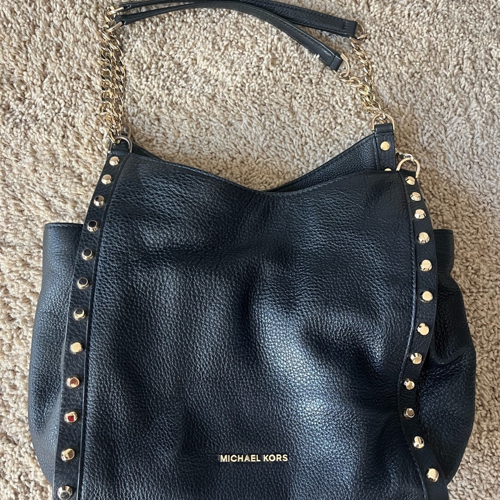 MICHAEL Michael Kors Leather Purse. Perfect Condition!